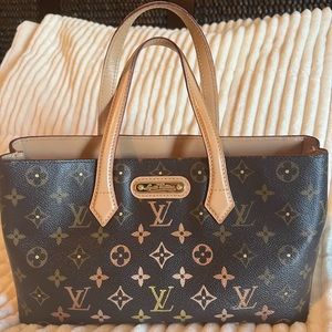 Authentic Louis Vuitton Wilshire PM Monogram Hand painted.
